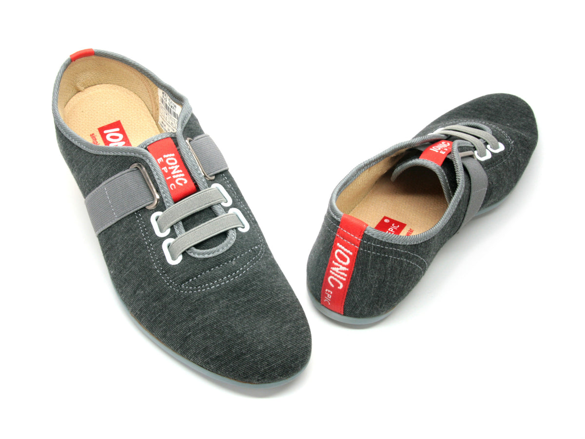 Men&#39;s Peaton in Black