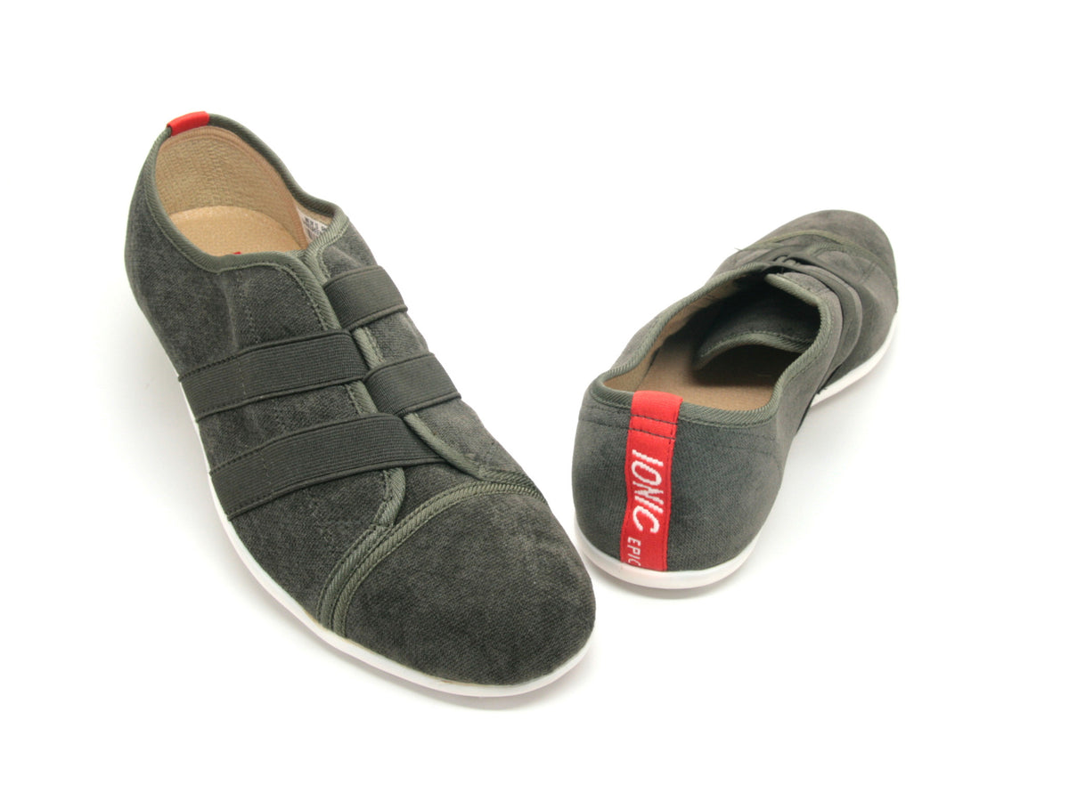 Men&#39;s Rover in Dark Green