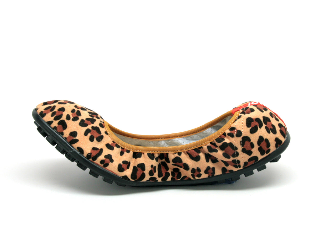 Women&#39;s Ballet in Leopard