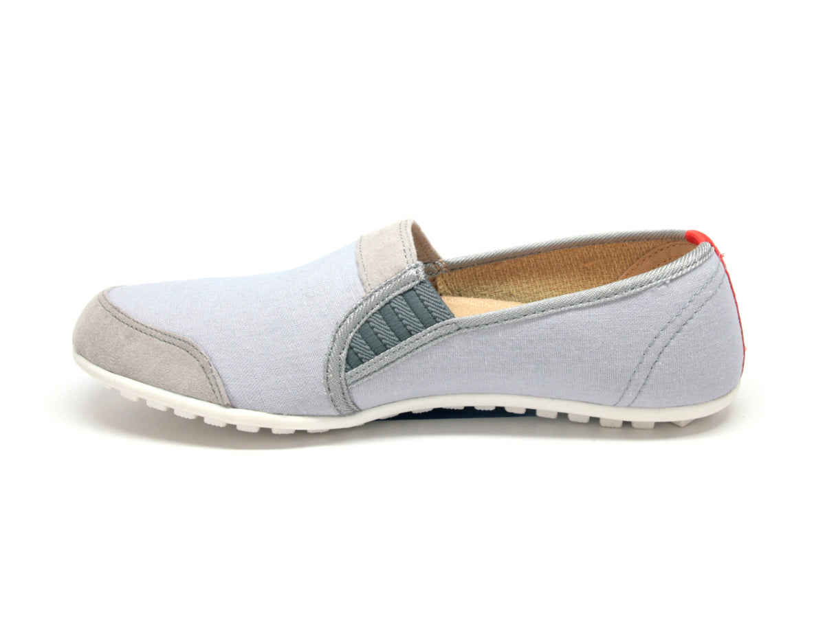 Women&#39;s Lounger in Light Blue