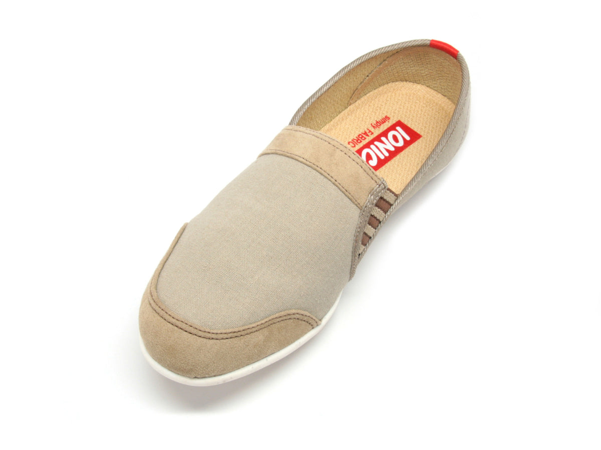 Women&#39;s Lounger in Tan