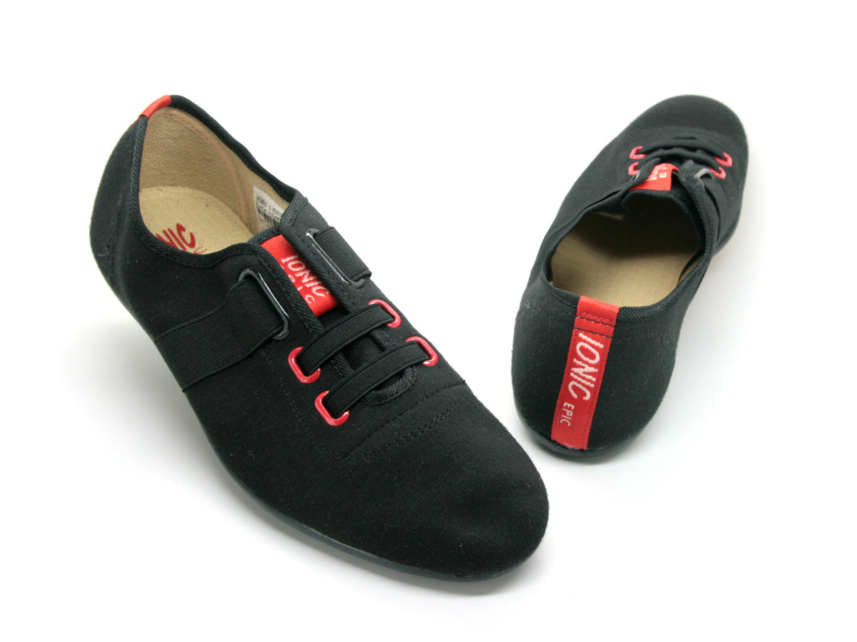 Women&#39;s Peaton in Black