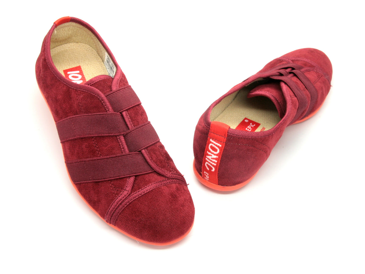 Women&#39;s Rover in Maroon
