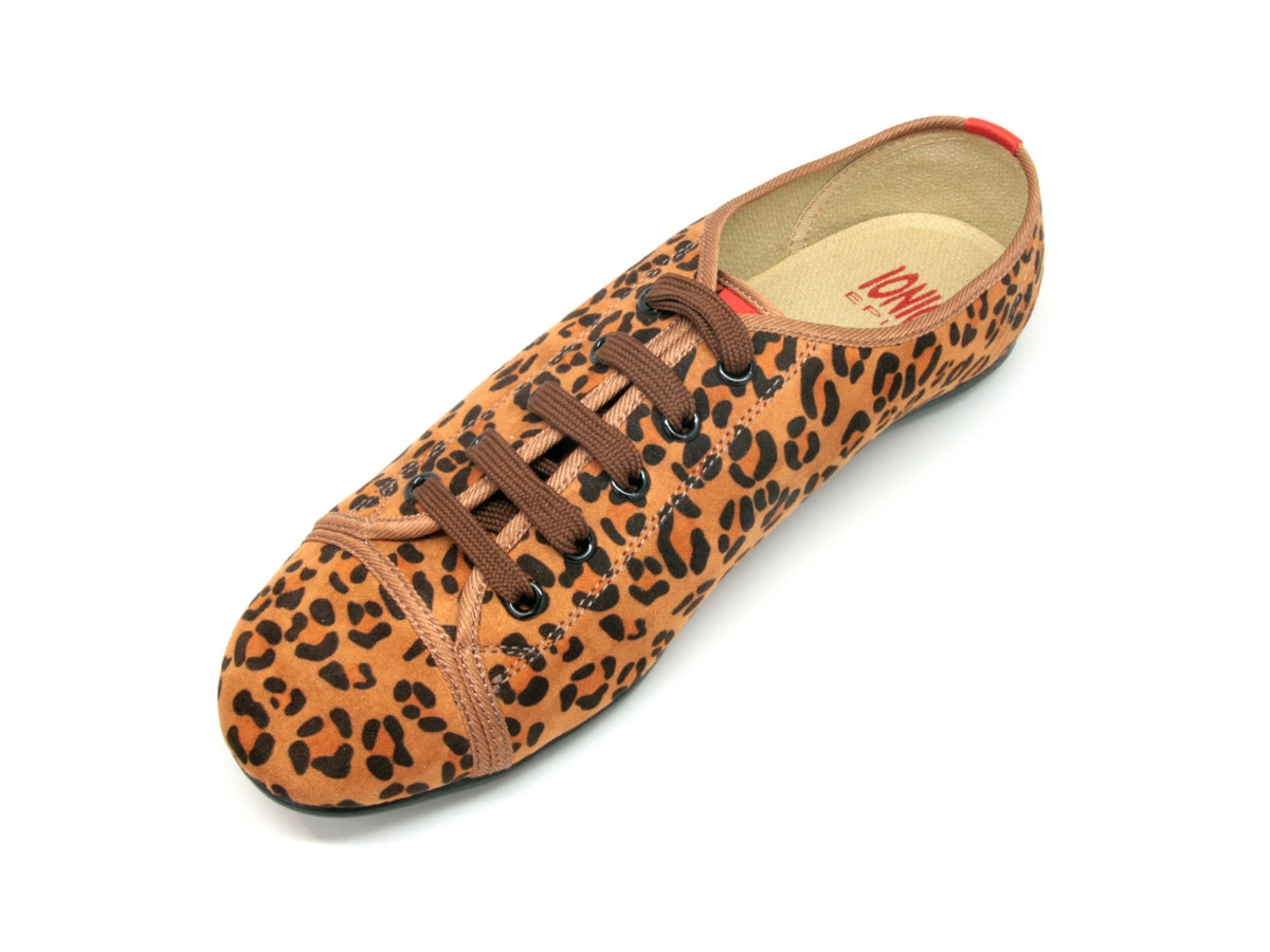 Women&#39;s Runner in Jaguar