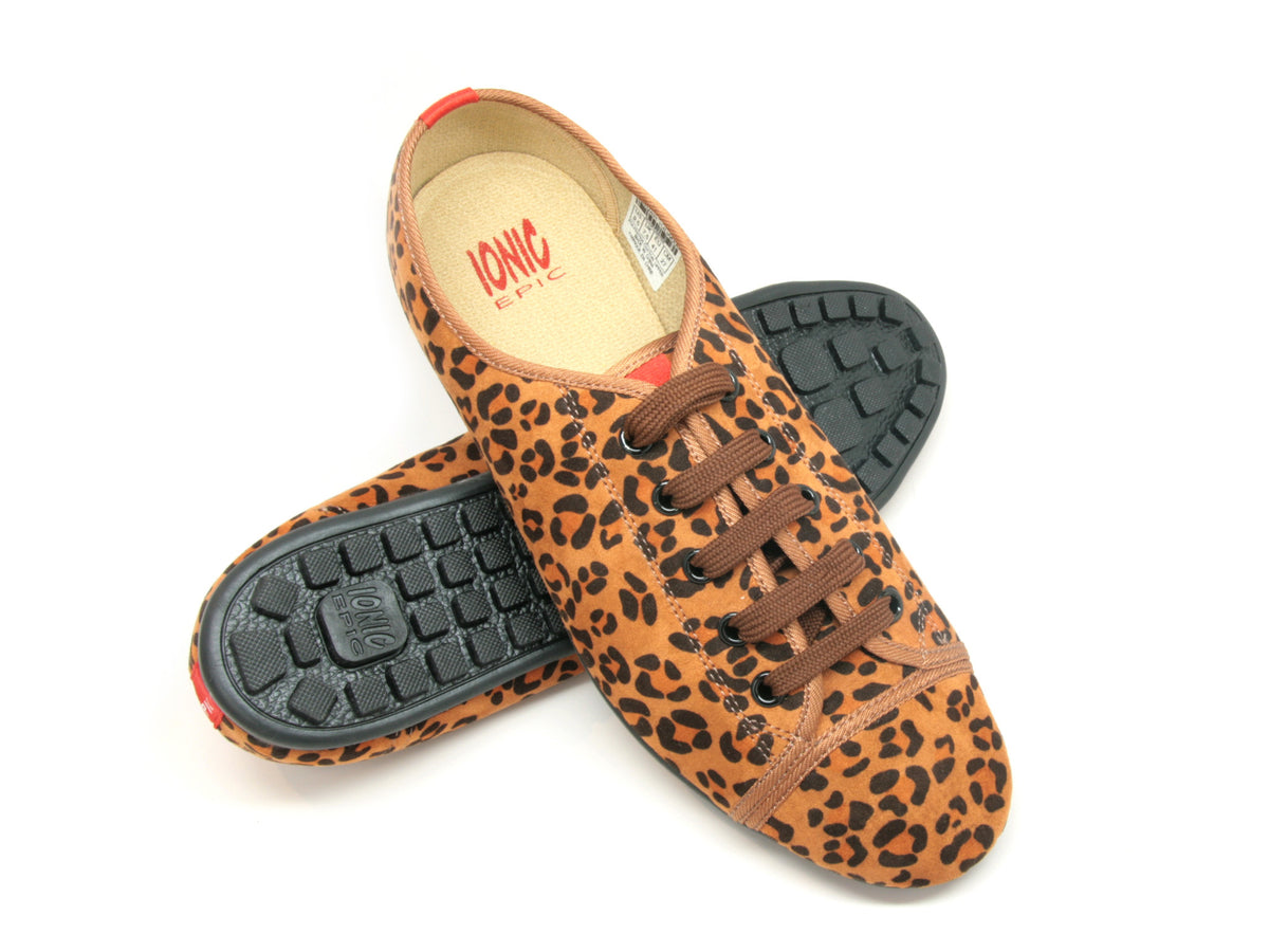 Women&#39;s Runner in Jaguar