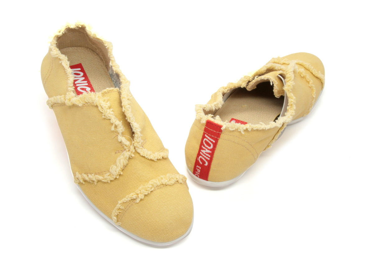 Women&#39;s Sando in Goldenrod