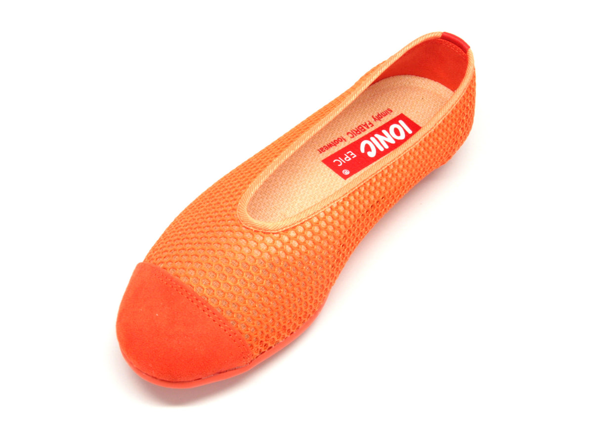 Women&#39;s Summer in Orange