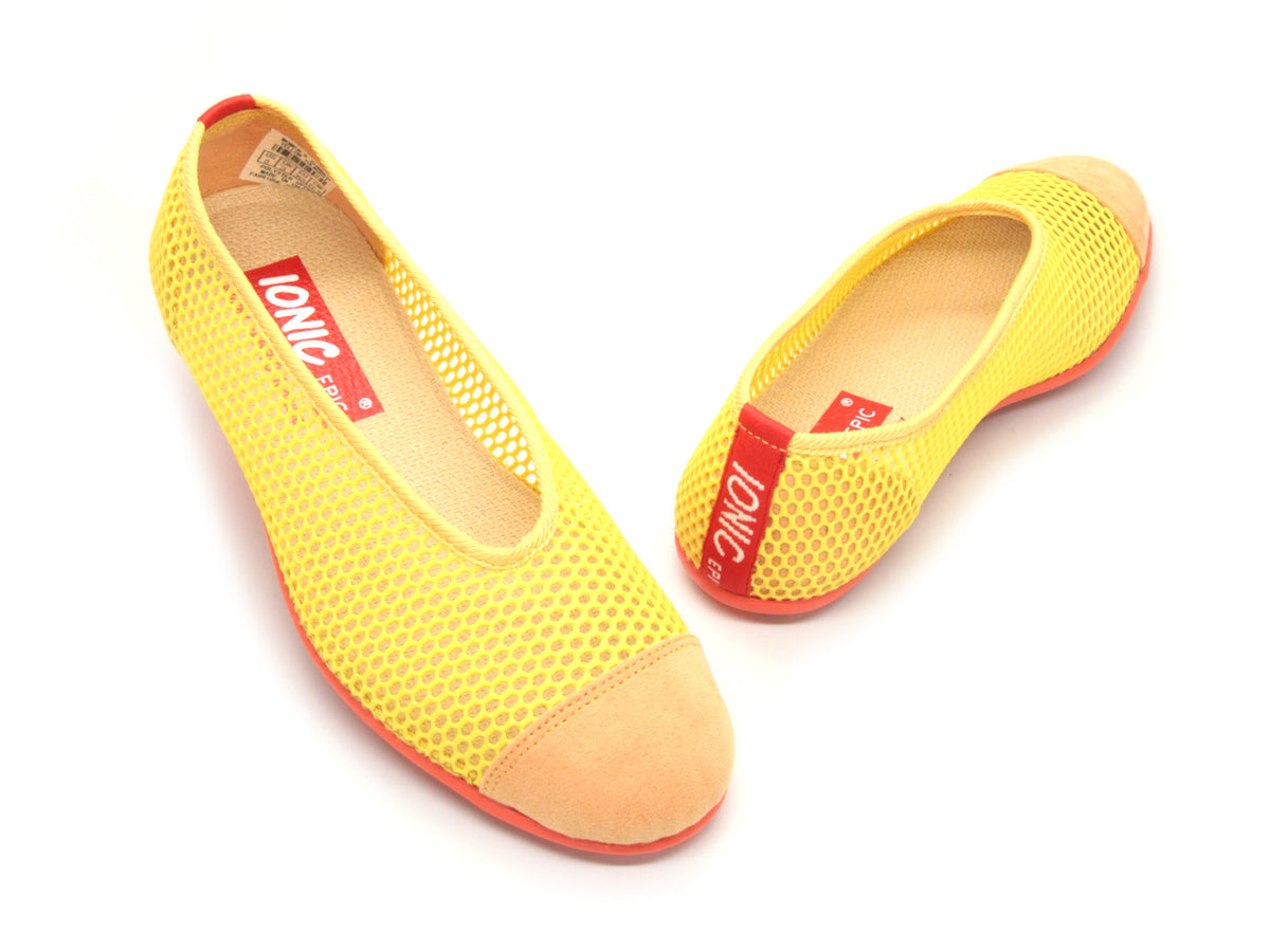 Women&#39;s Summer in Yellow
